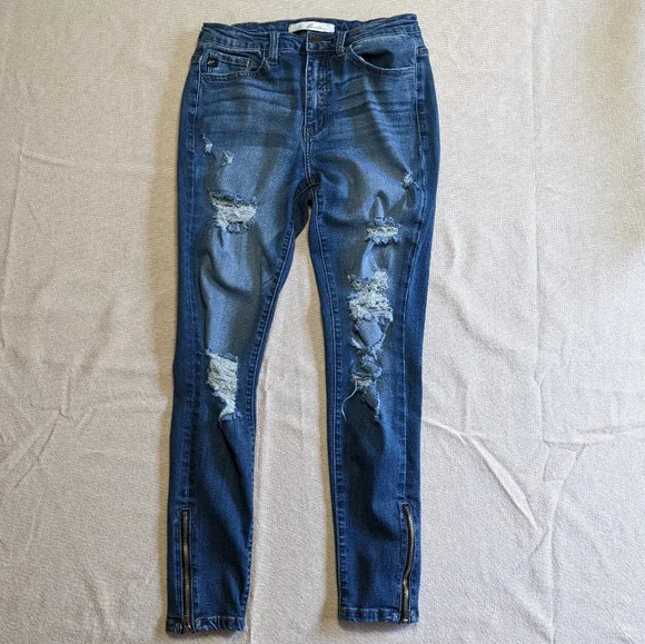 KANCAN Destroyed Zipper Ankle Skinny Jeans - Picture 1 of 12